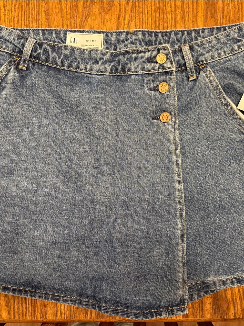 Gap denim skort NWT